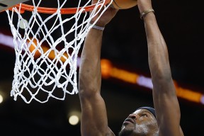 关键时刻突围战来临，底特律活塞围绕NBA总决赛绝杀压哨，目标明确，训练强度明显提升的简单介绍